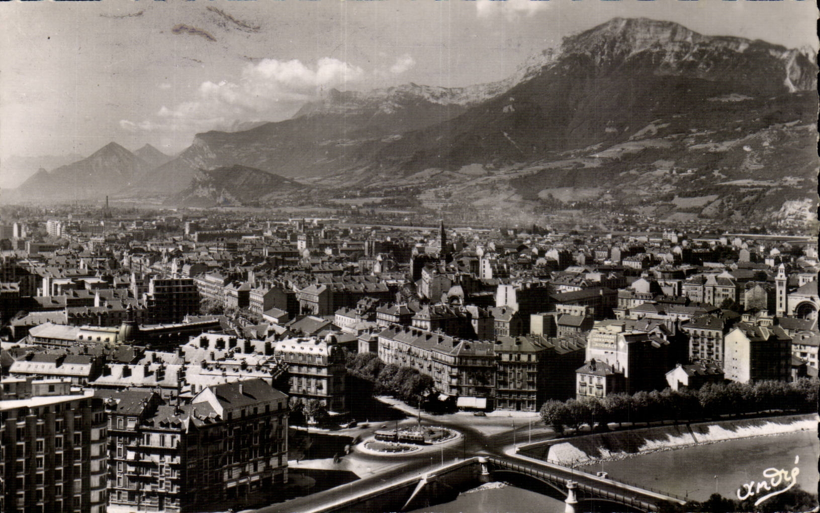 MODERN CARD Grenoble View and Moucherotte