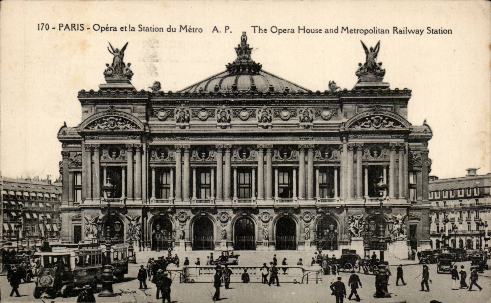 Paris CPA L'Opera et la station de Metro