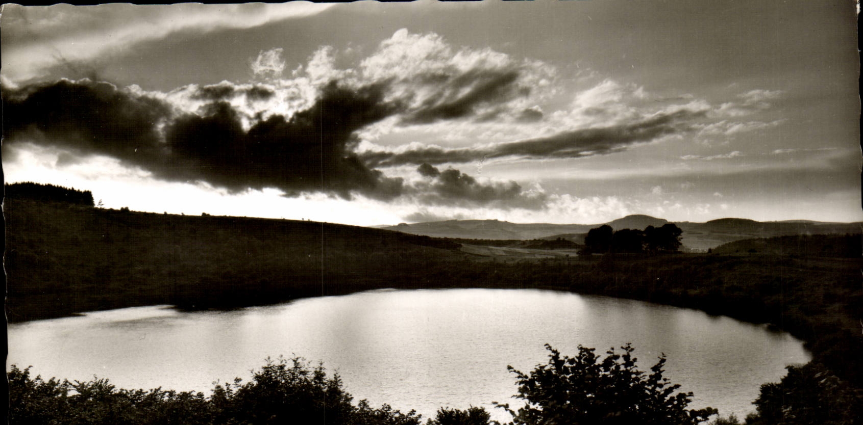 MODERN CARD Weinfelder Maar in der Vulkaneifel