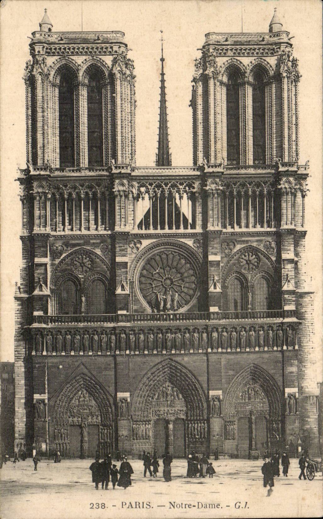 Paris CPA Notre Dame