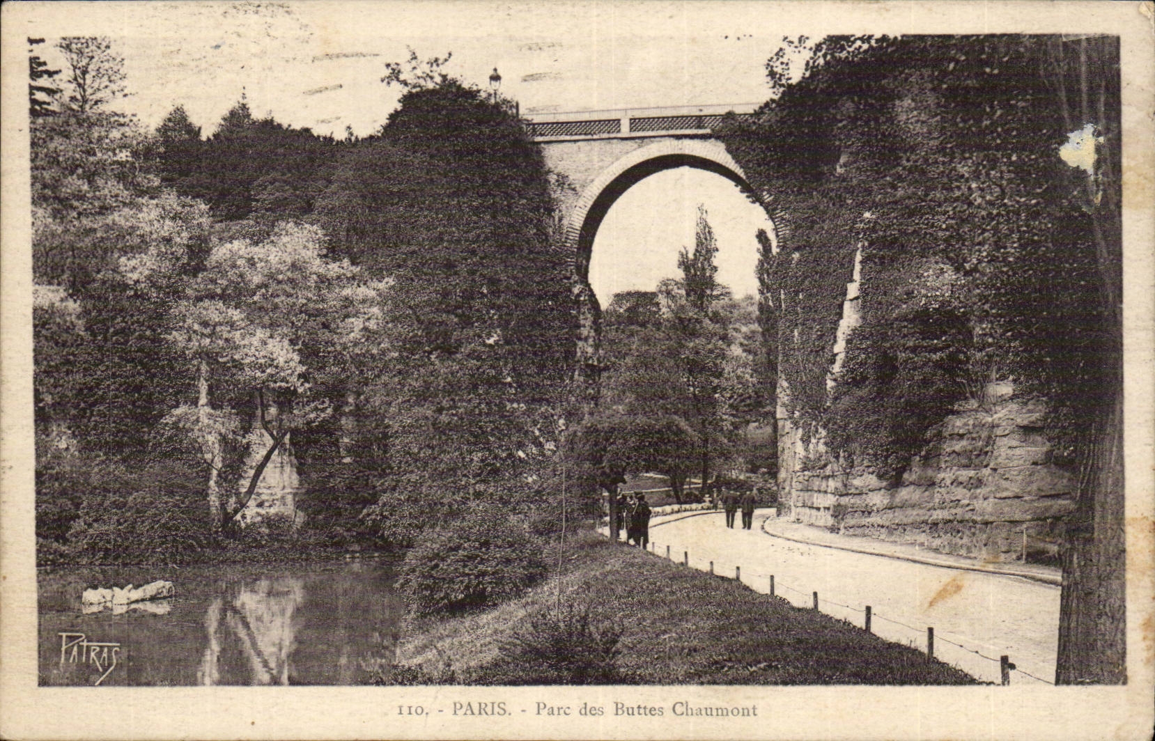Paris CPA Park of the Chaumont Hillocks