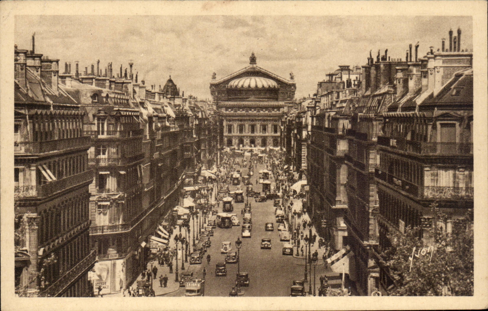 Paris CPA Which occurred of the Opera