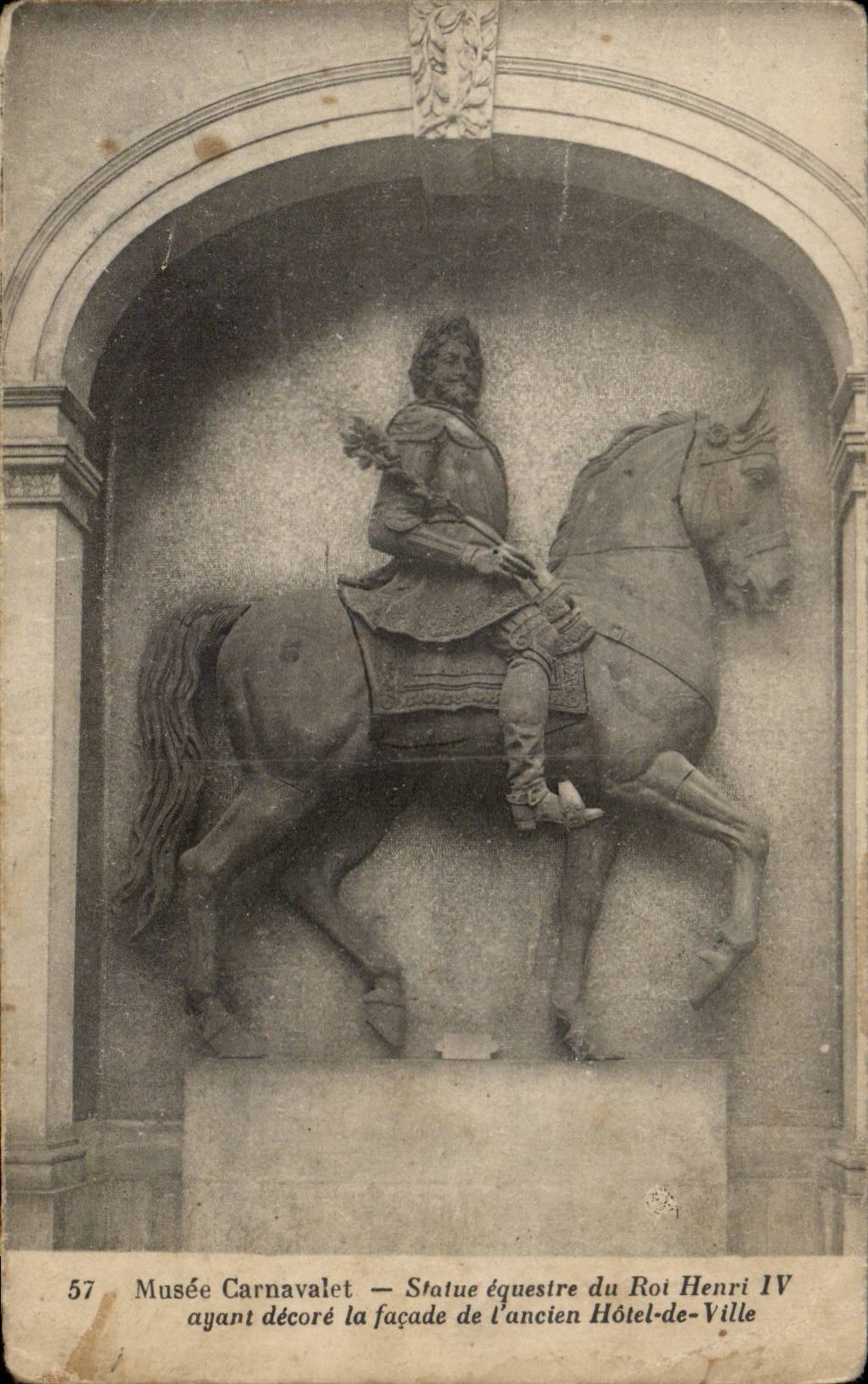 Paris CPA Musee Carnavalet Statue equestre du roi Henri IV 