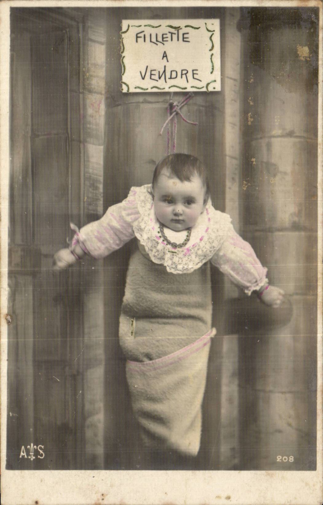 Fantasy - Baby - Young girl has Vendre - Baby - CPA