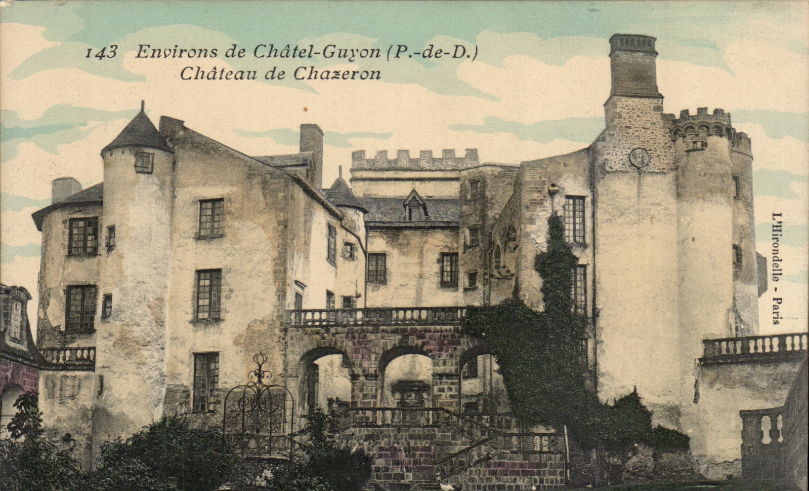 CPA Surroundings of Chatele Guyon Chaetau de Chazeron