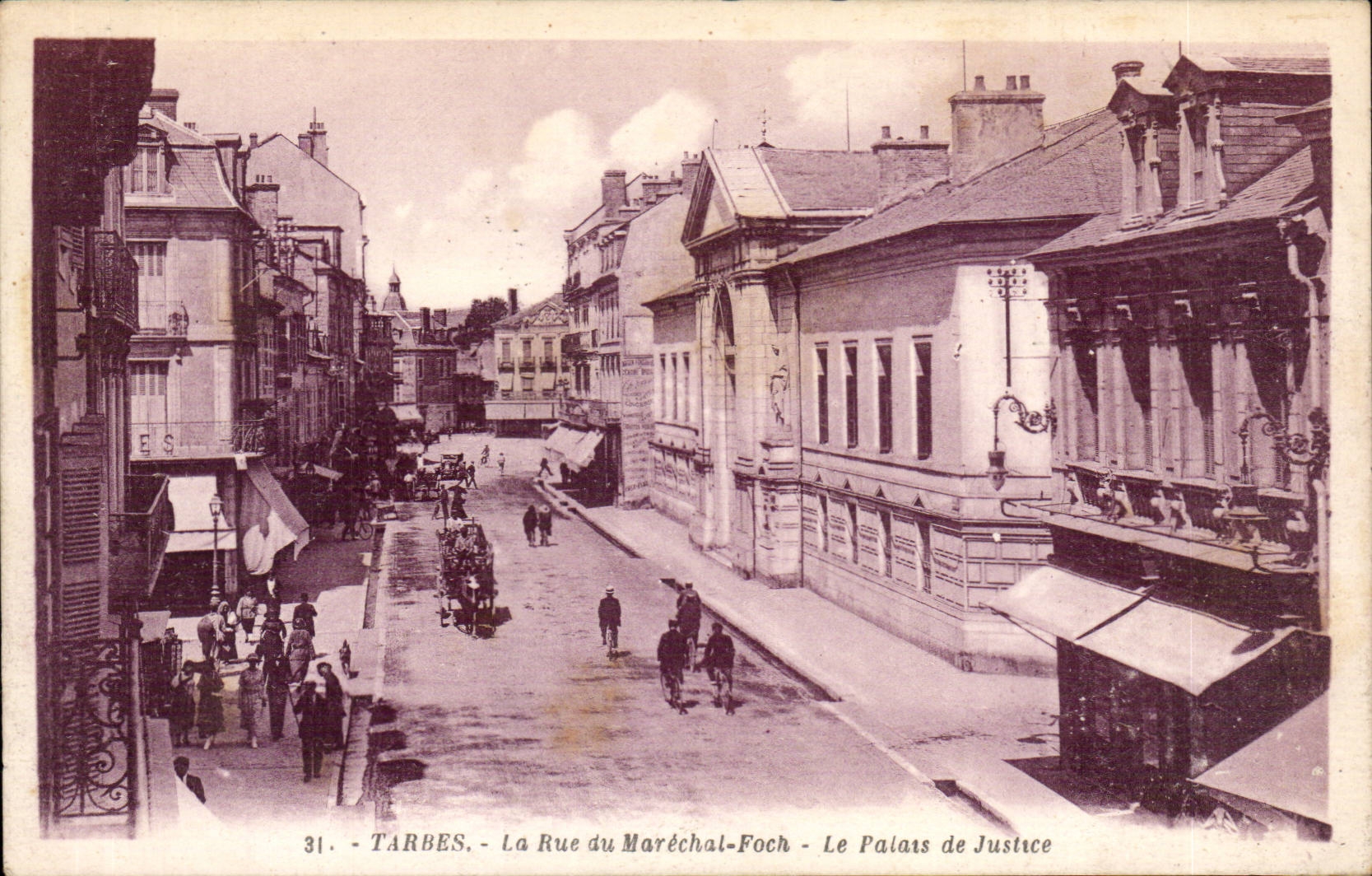 Tarbes - the street of the Foch Marshal - Law courts - CPA