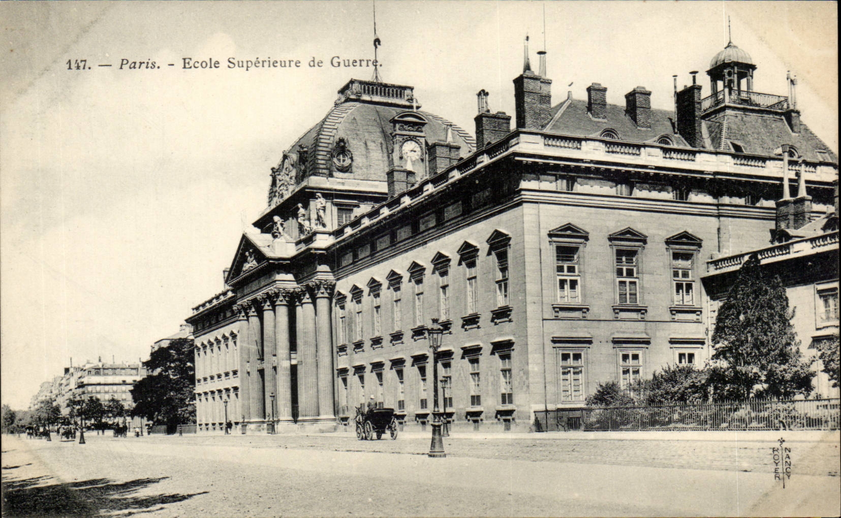 Paris - 11 - Universitat des Krieges CPA