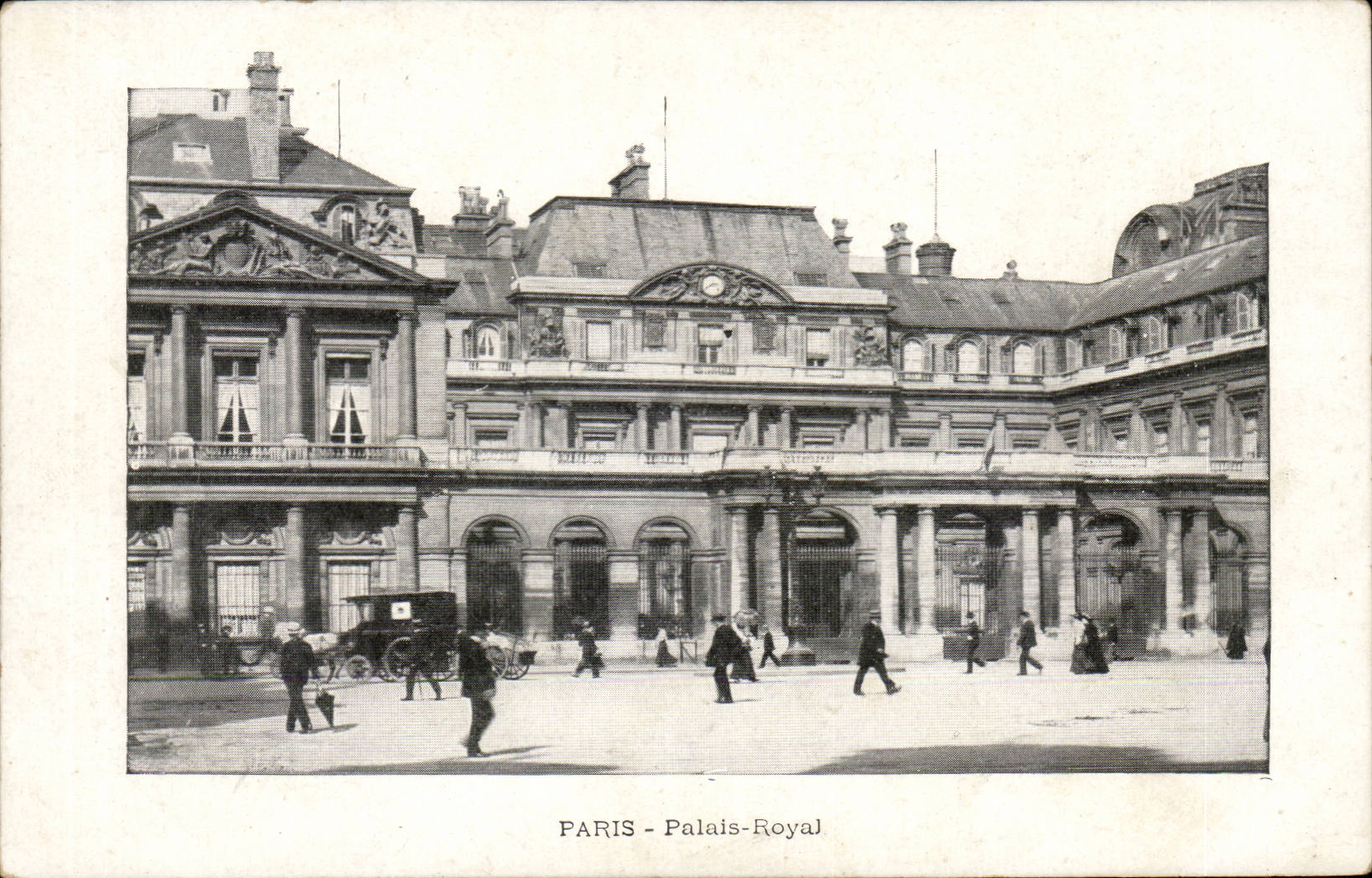 Paris - 1 - Palais Royal CPA 