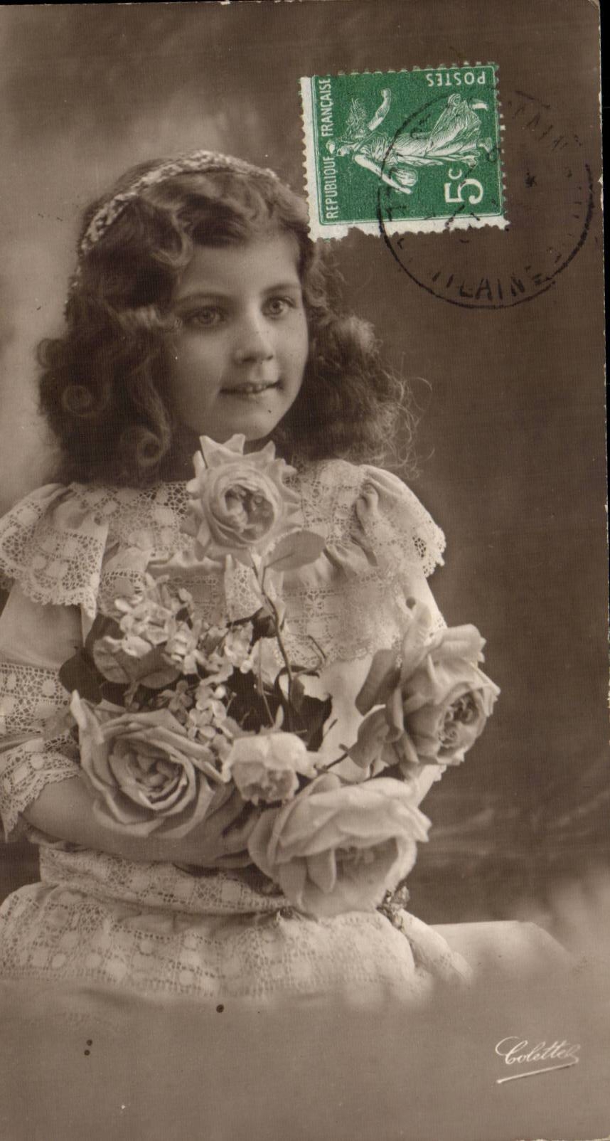 Fantasy - Child - Little girl with enchanting eyes and beaded headband - CPA