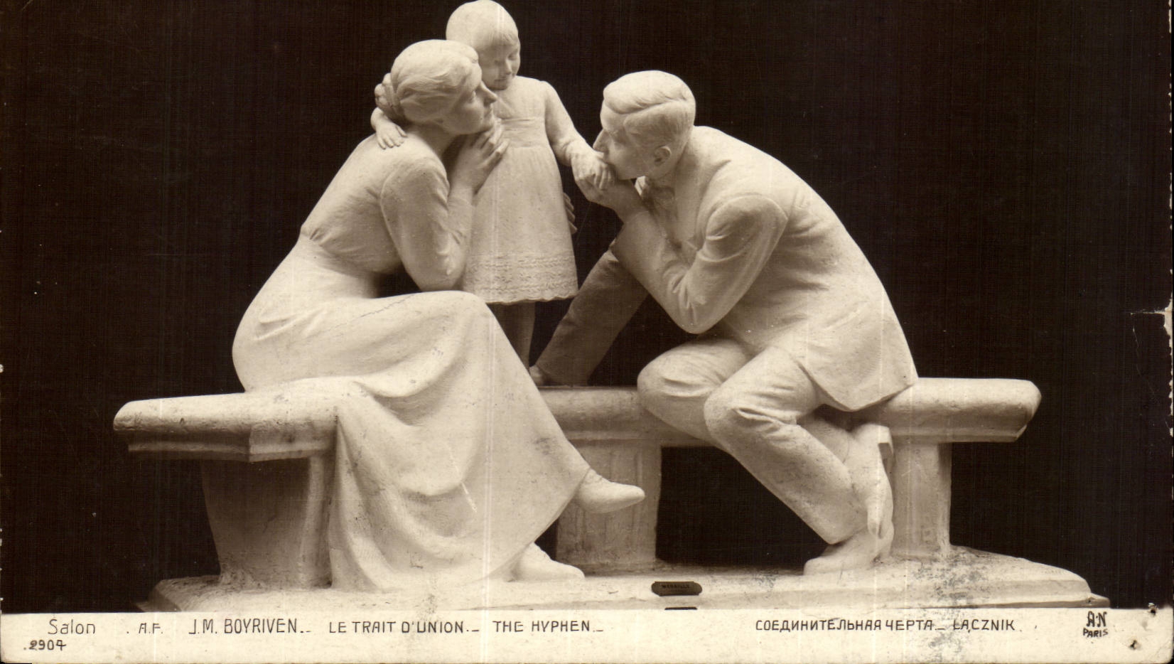 Kunste - Skulptur - Herr Boyriven - CPA des Bindestrich-J