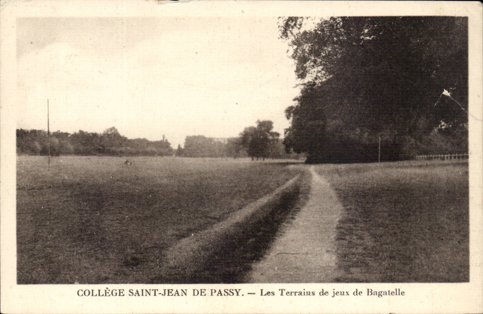 Passy - College Saint Jean de Passy - Les Terrains de Jeux de Bagatelle - CPA 