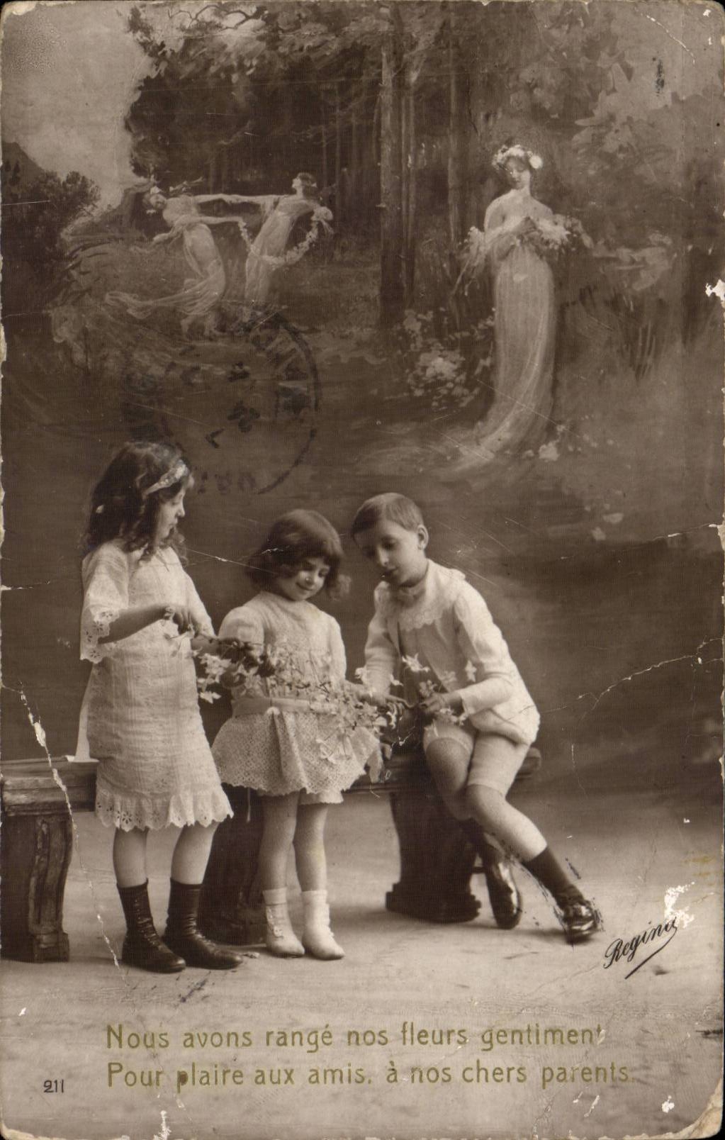 Fantasy - Children - Grouping off Children CPA