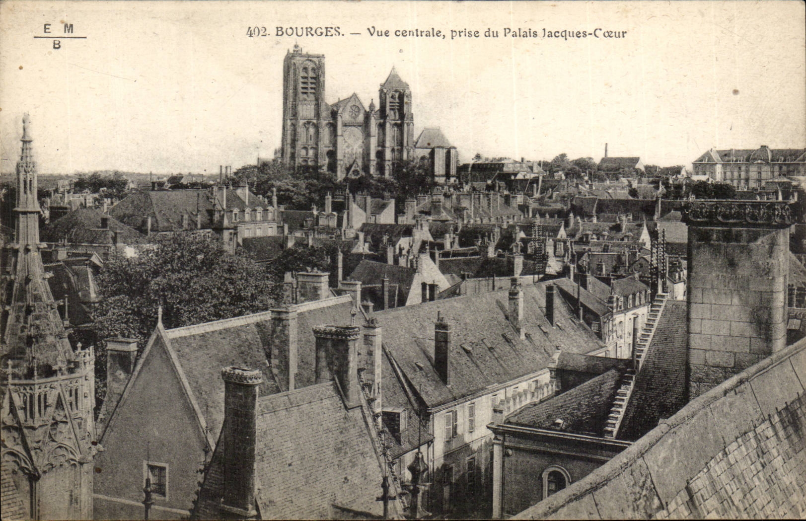 CPA Bourges gesehener zentraler Fang des Gaumen Jacques-Herzens