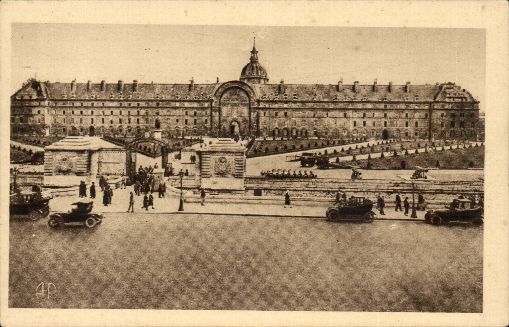 Paris CPA Hotel of Invalides