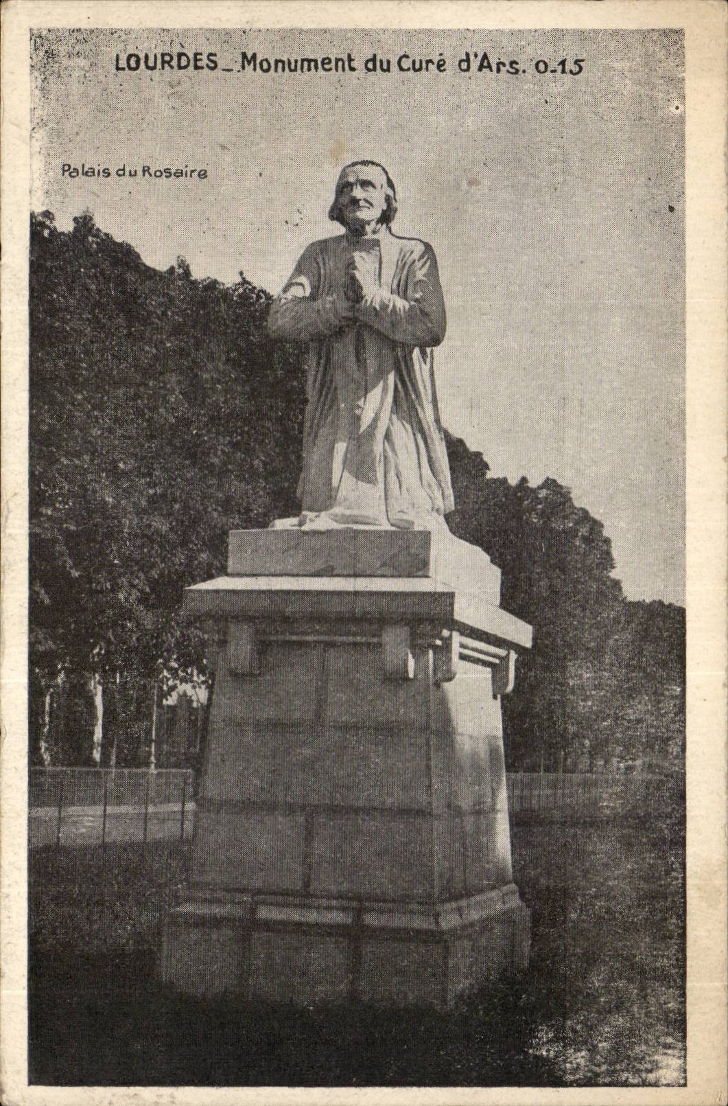 CPA Lourdes Monument of the cure of Ars