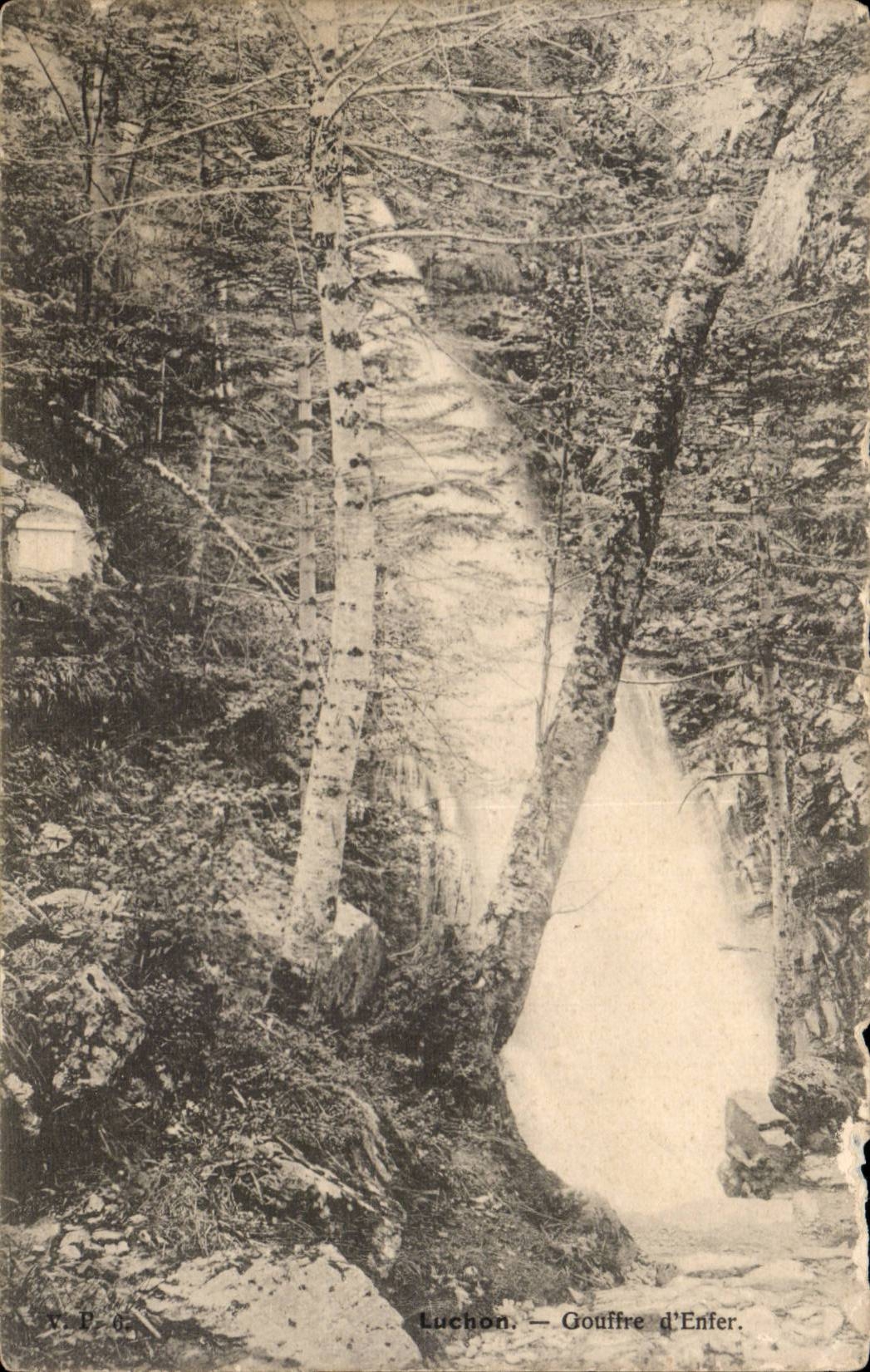 CPA Luchon Pit of hell