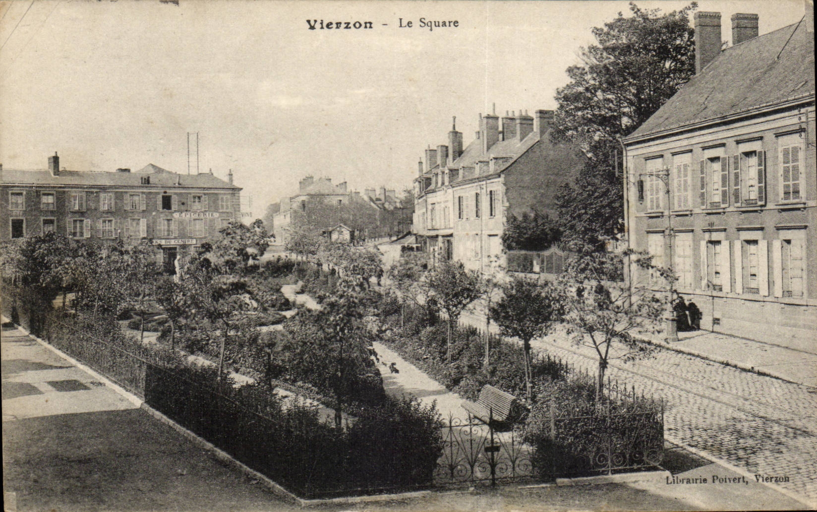 CPA Vierzon the public garden