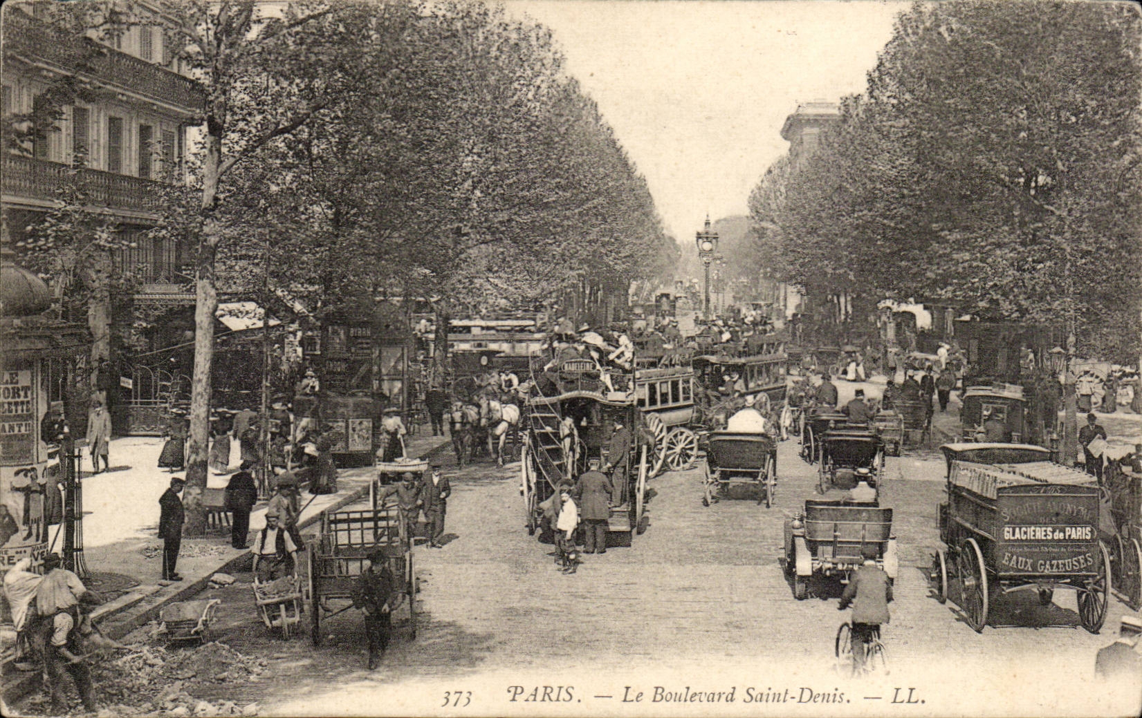 Paris CPA the boulevard Saint Denis