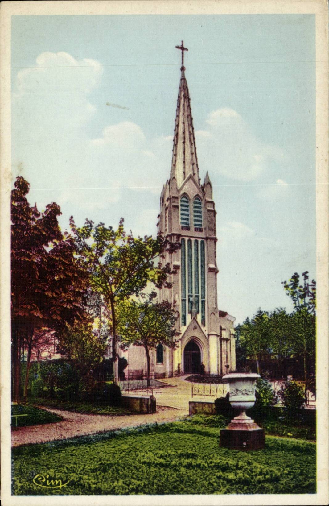 CPA lamalou les Bains the church and the place