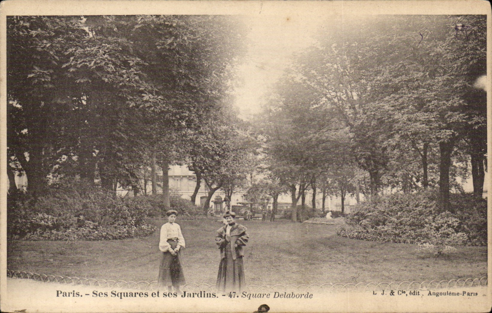 Paris CPA Its public gardens and its gardens Delaborde Public garden