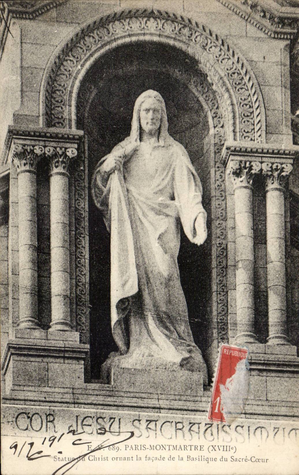 Paris CPA Montmartre Statue du Christ ornant la facade de la basilique du Sacre Coeur