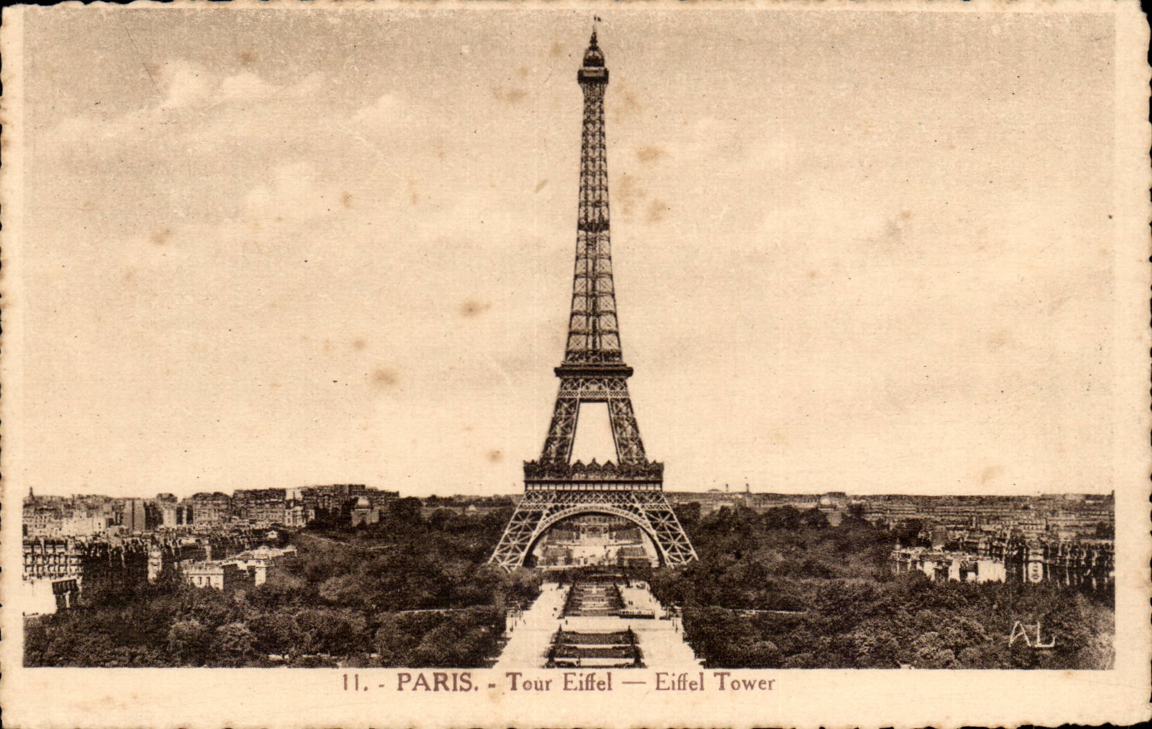 CPA Eiffel Tower