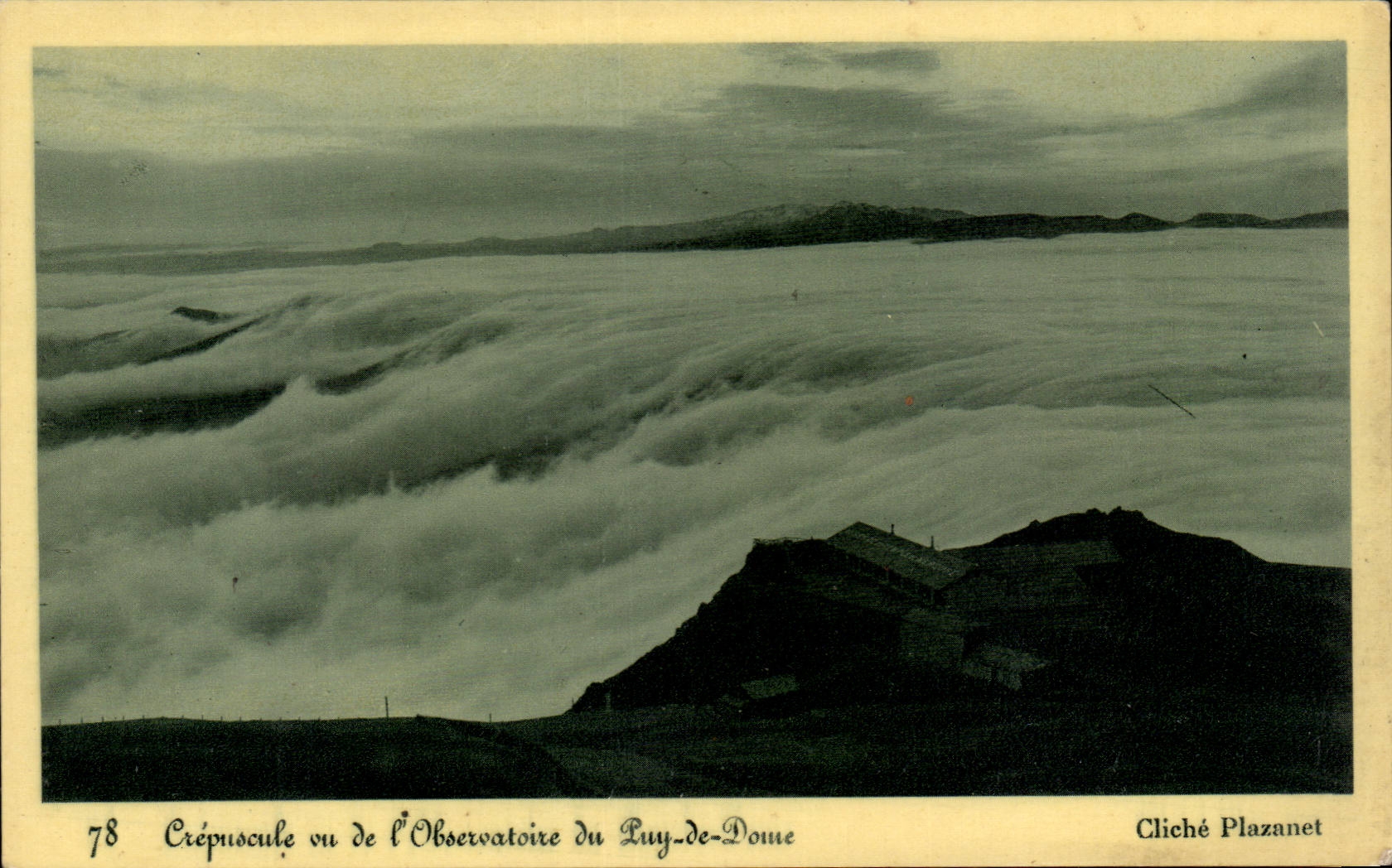 CPA Twilight seen of the observatory of Puy de Dome
