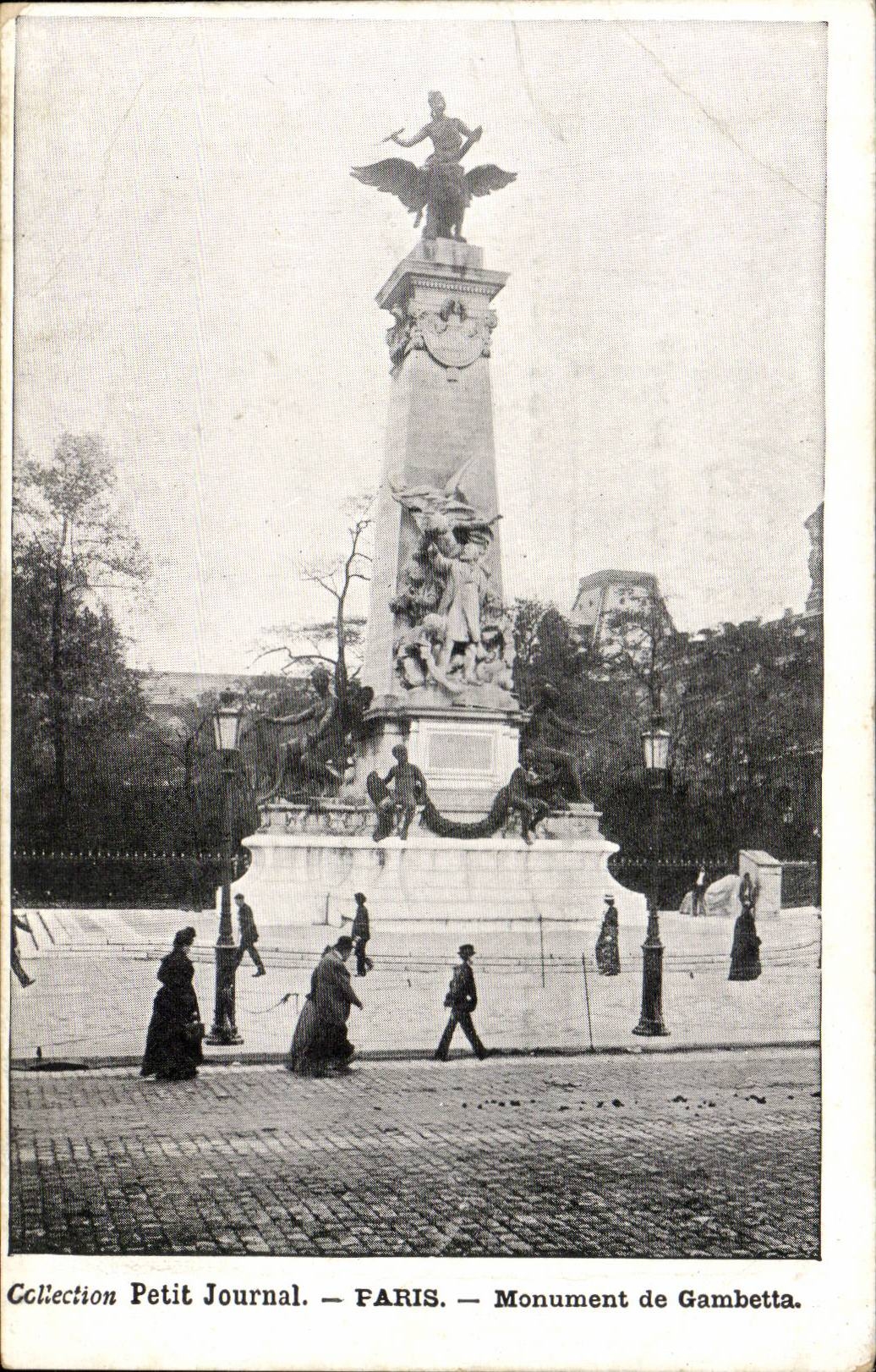 Paris CPA Monument de Gambetta