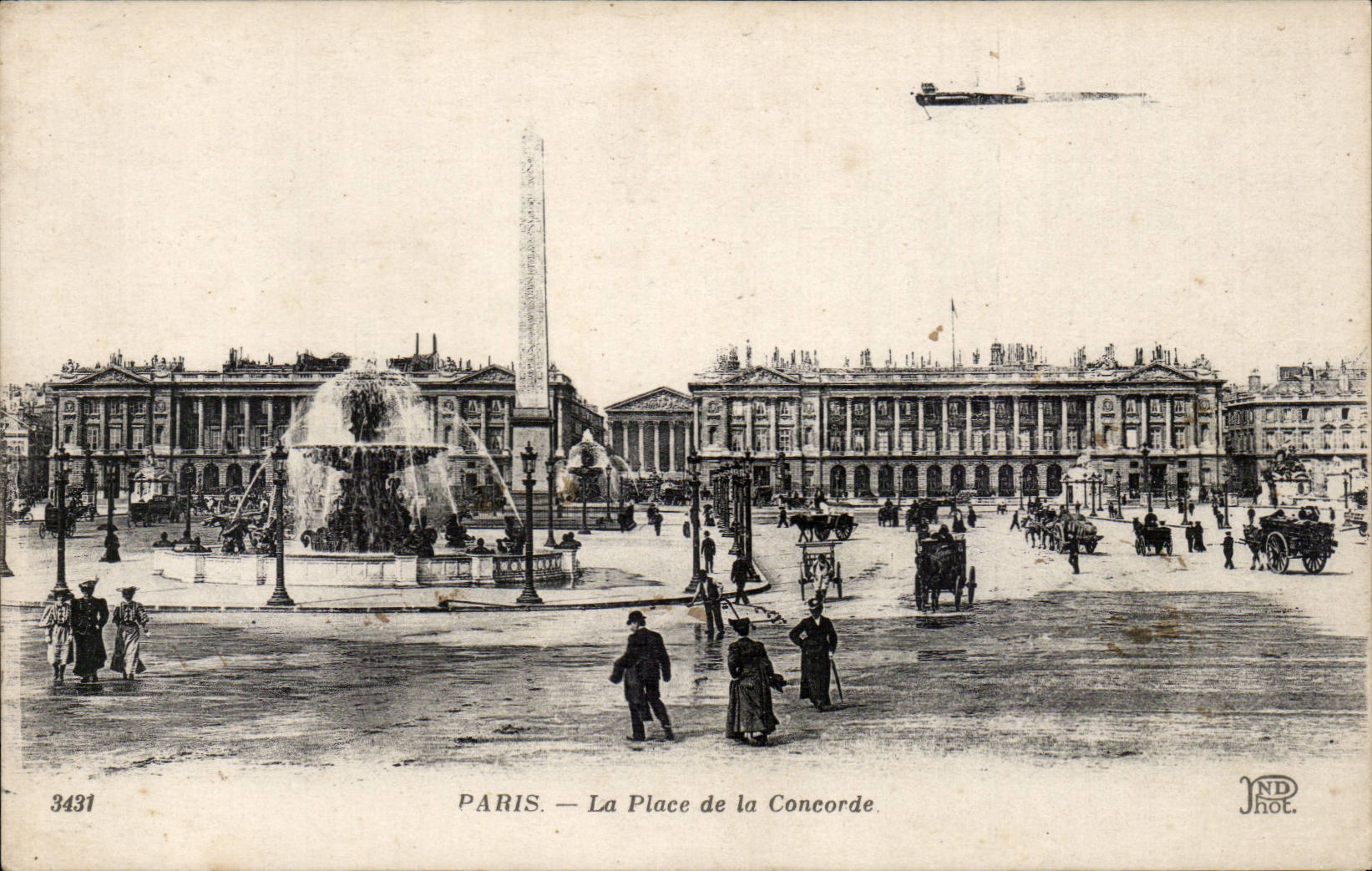 Paris CPA the place of the harmony (plane airplane)