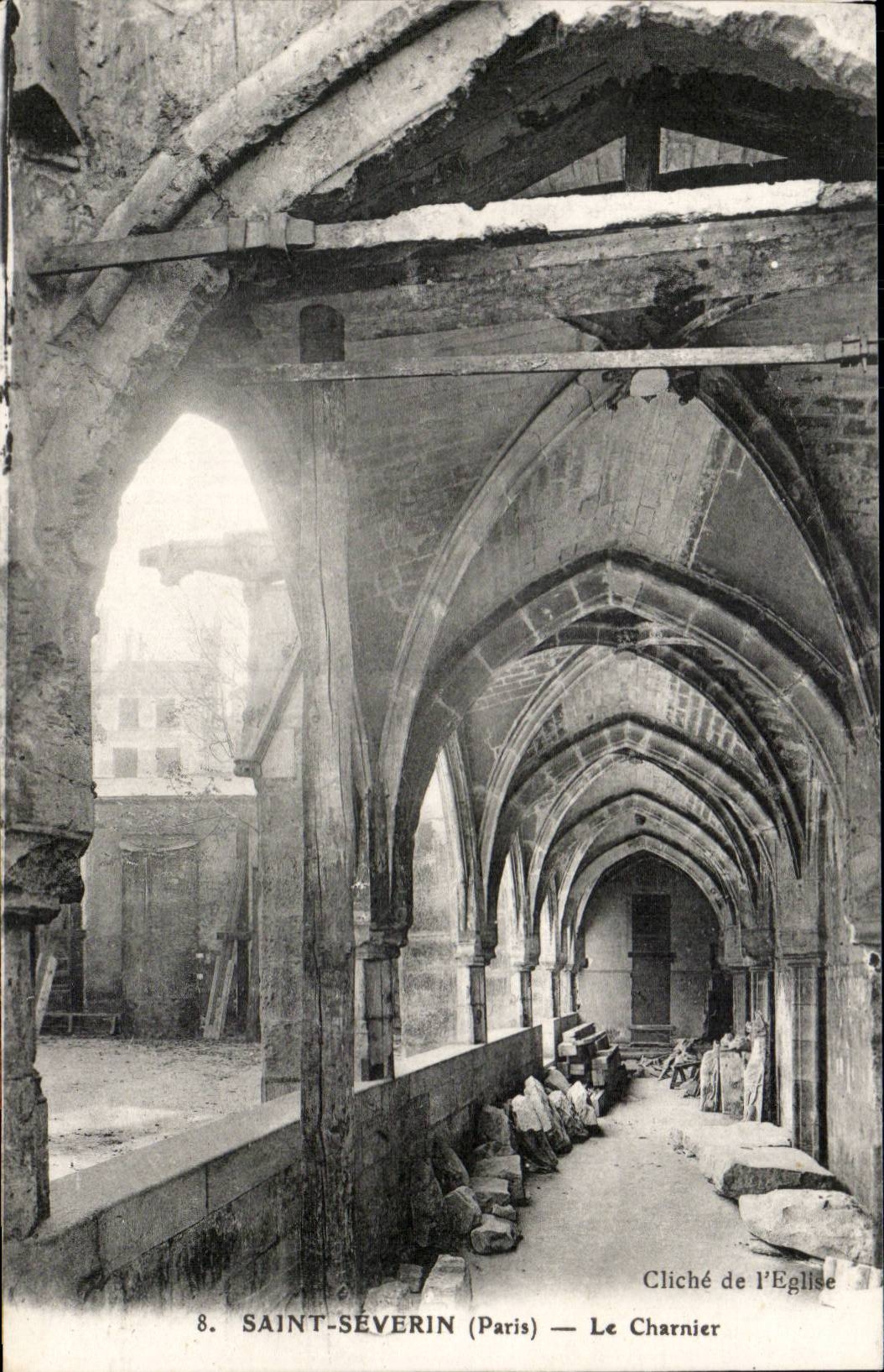 Paris Saint Severin CPA Le charnier