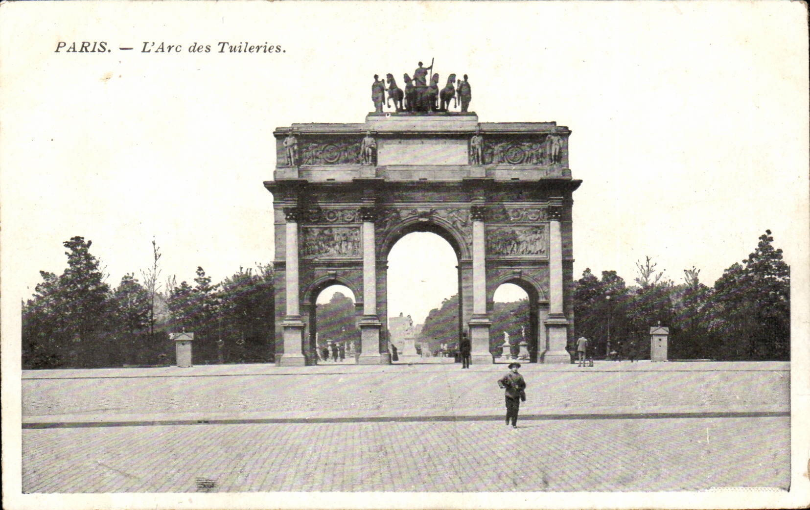 Paris CPA Arc des Tuileries
