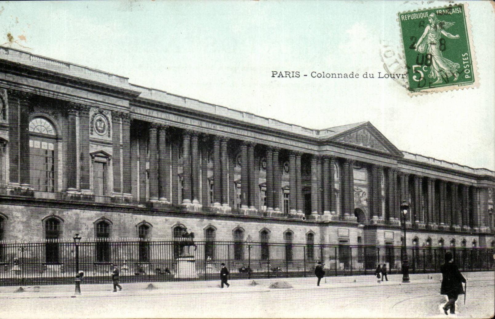 Paris CPA Colonnade du Louvre