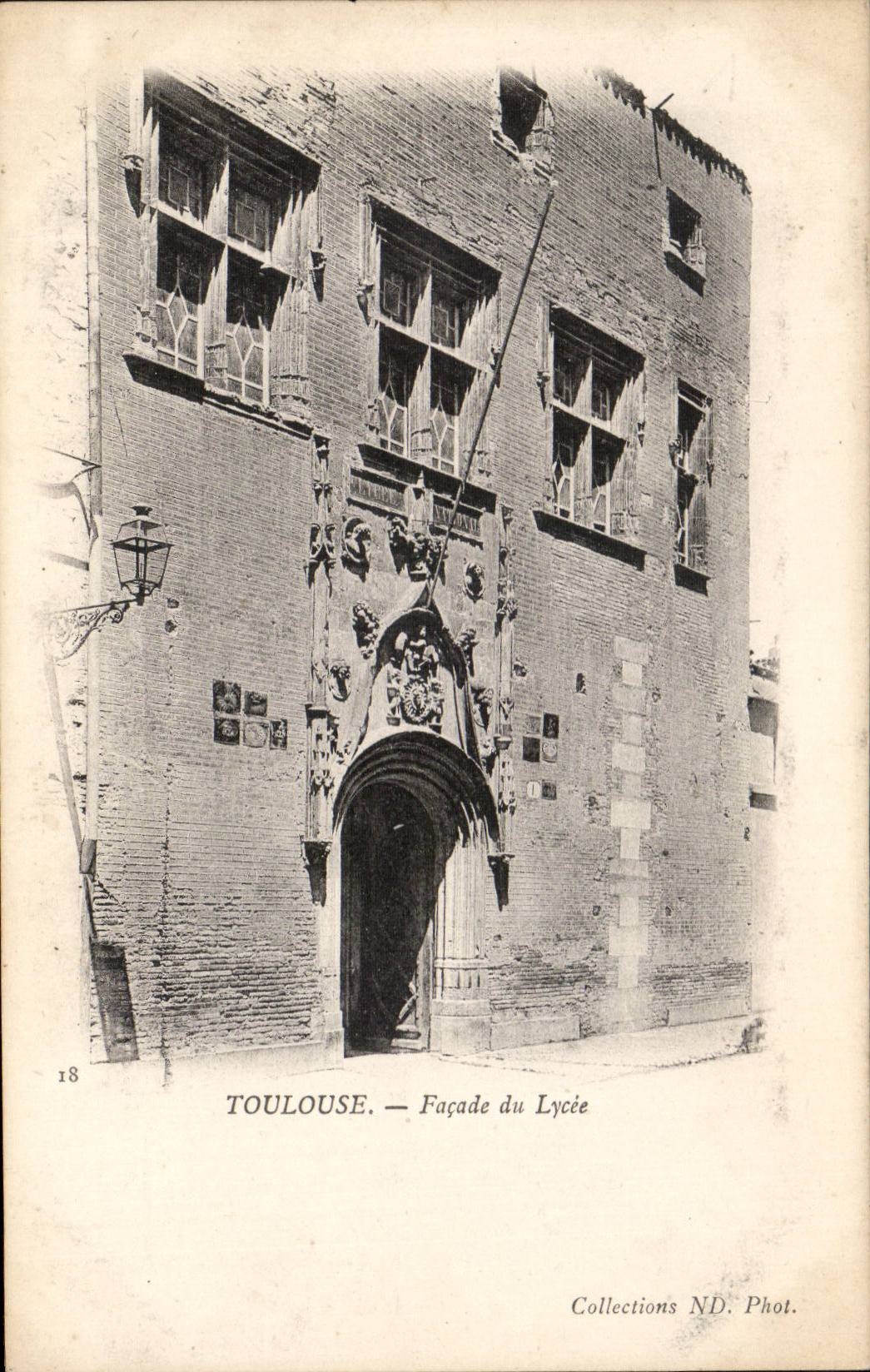 CPA Toulouse Facade du lycee