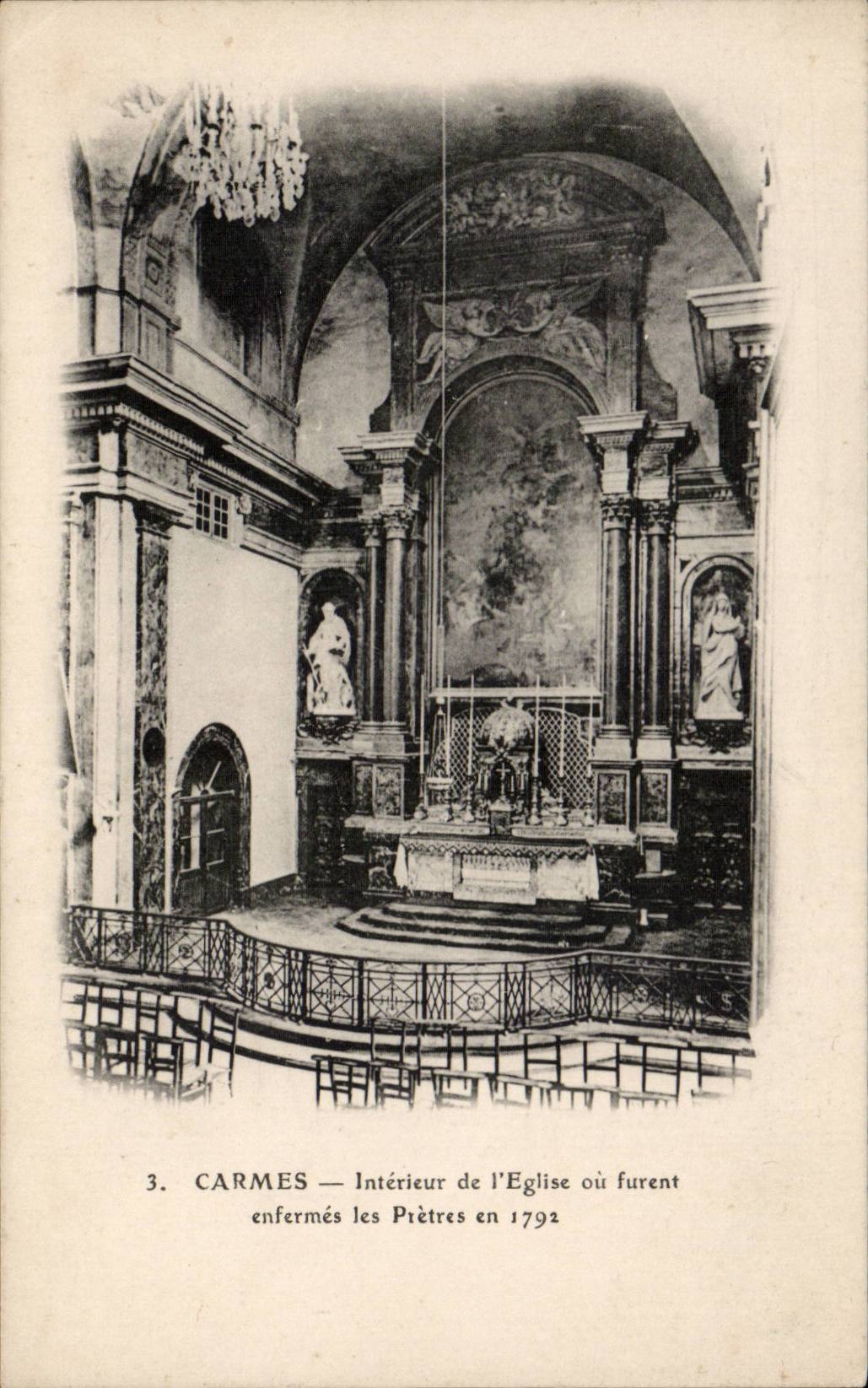 CPA Carmes interieur de l'eglise ou furent enfermes les PRetres en 1792