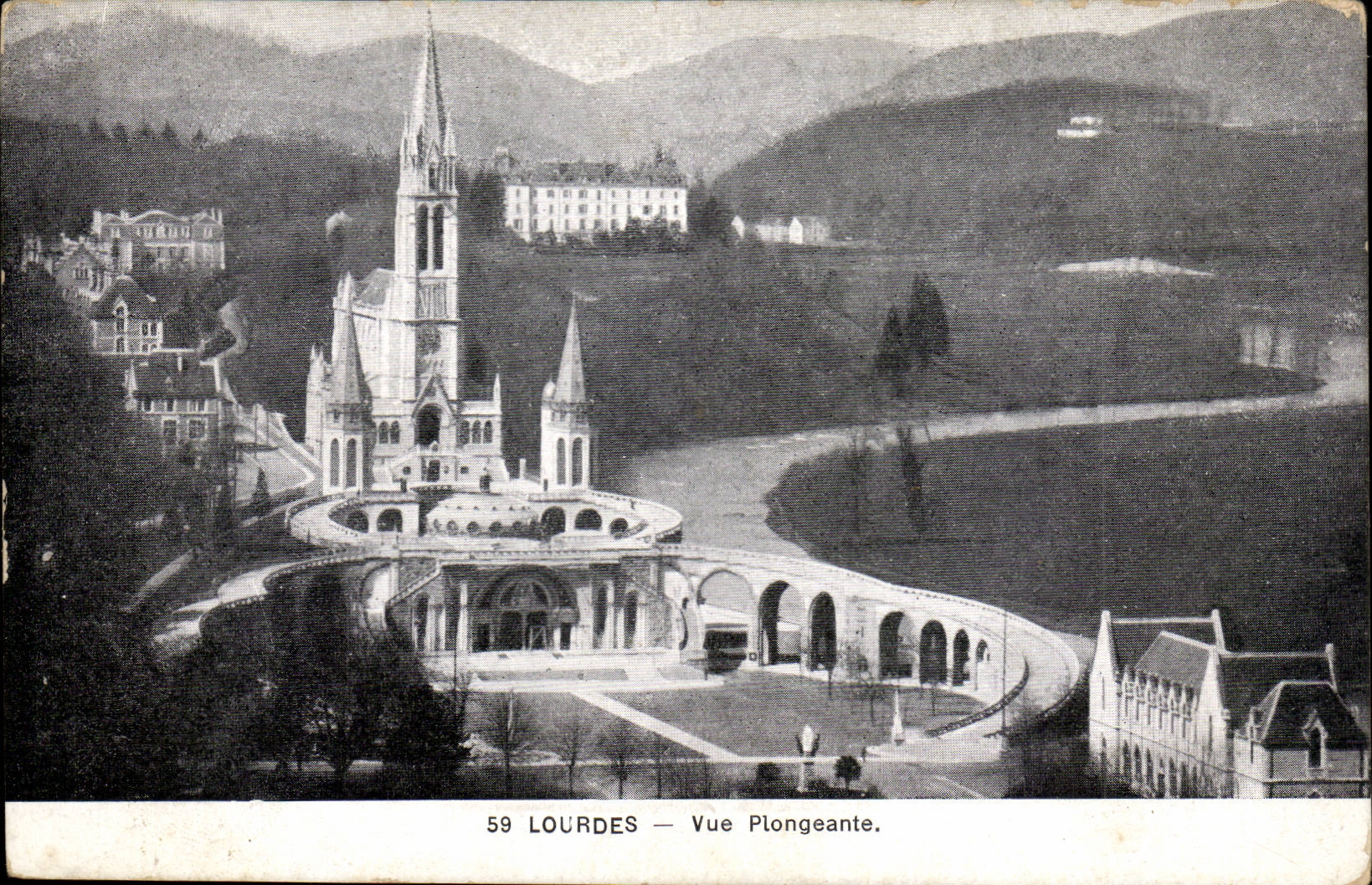 CPA Lourdes View from above on the esplanade the basilica