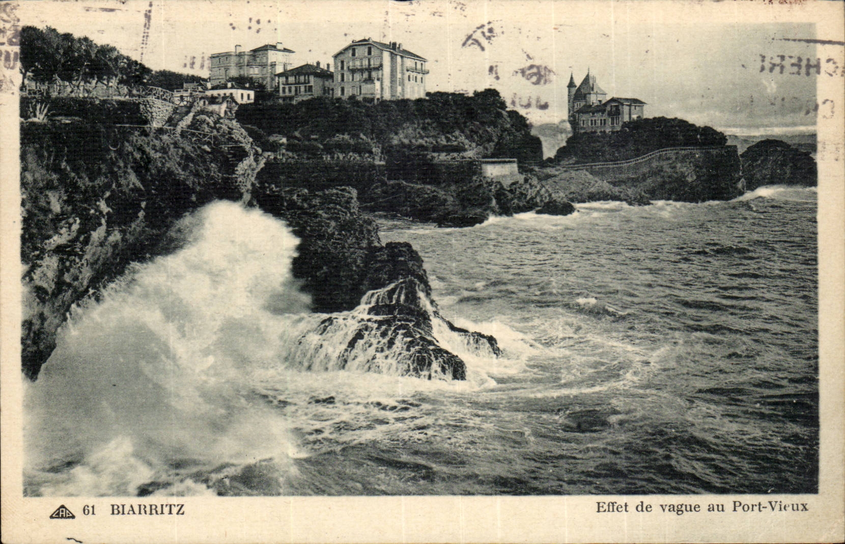 CPA Biarritz Effet de vague au Port Vieux