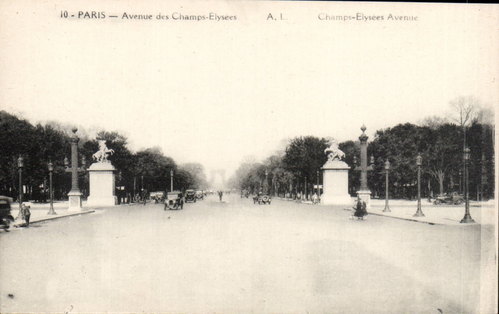 CPA Paris Avenue of the Champs Elysees