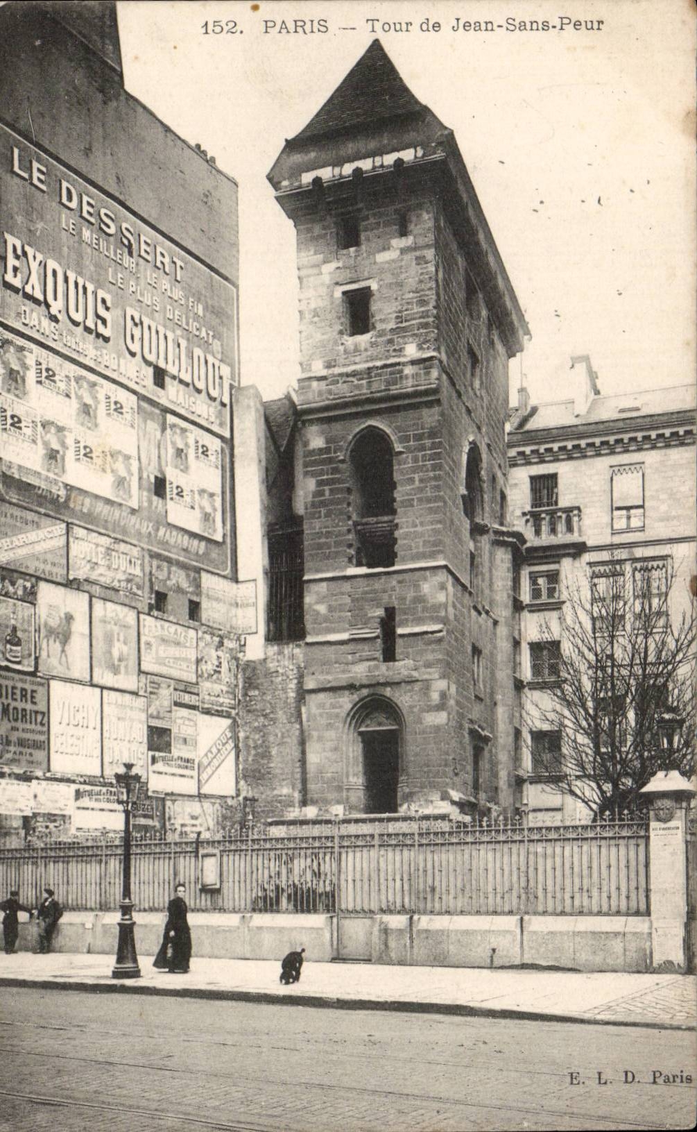 CPA Paris Tour de Jean Sans Peur