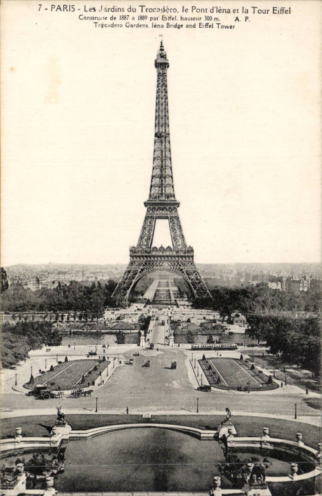 CPA Paris Gardens of Trocadero the bridge of Iena and the Eiffel Tower