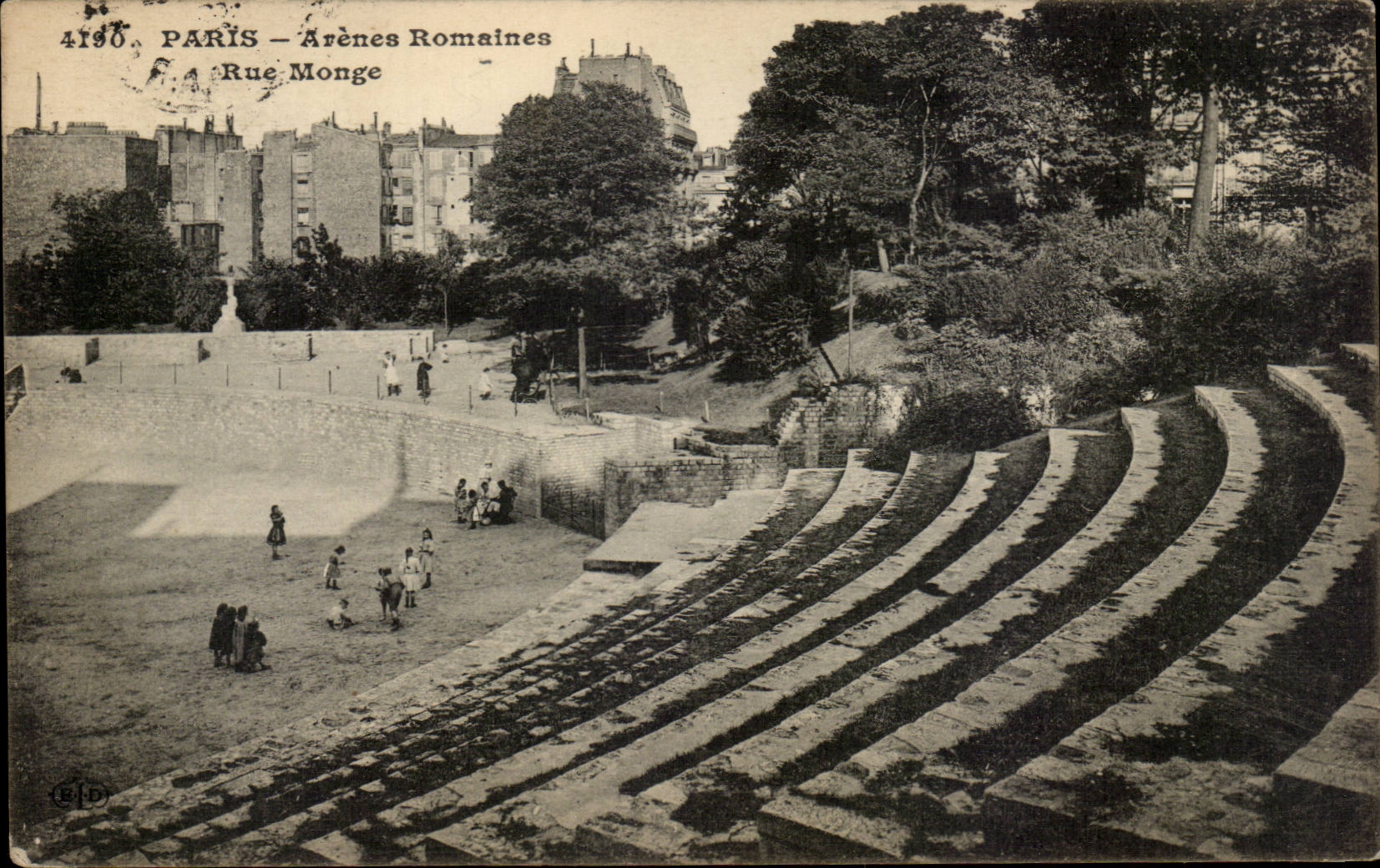 Paris CPA Arena Romans Street monge