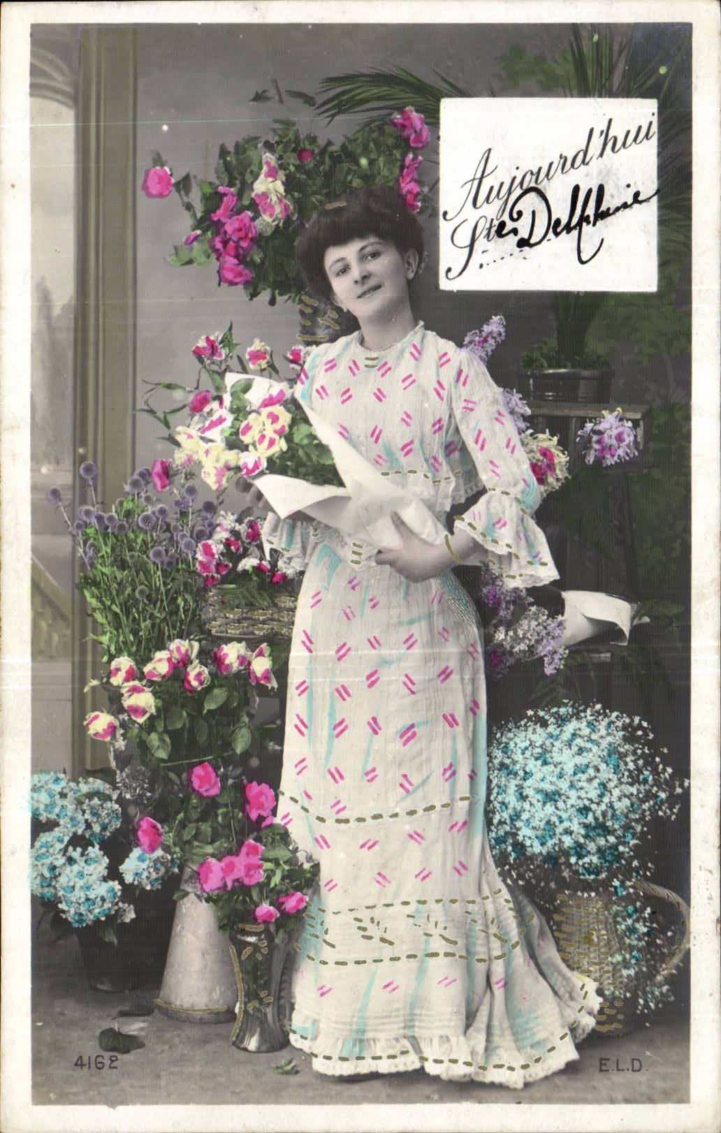 CPA Fantasy Woman co Delphine