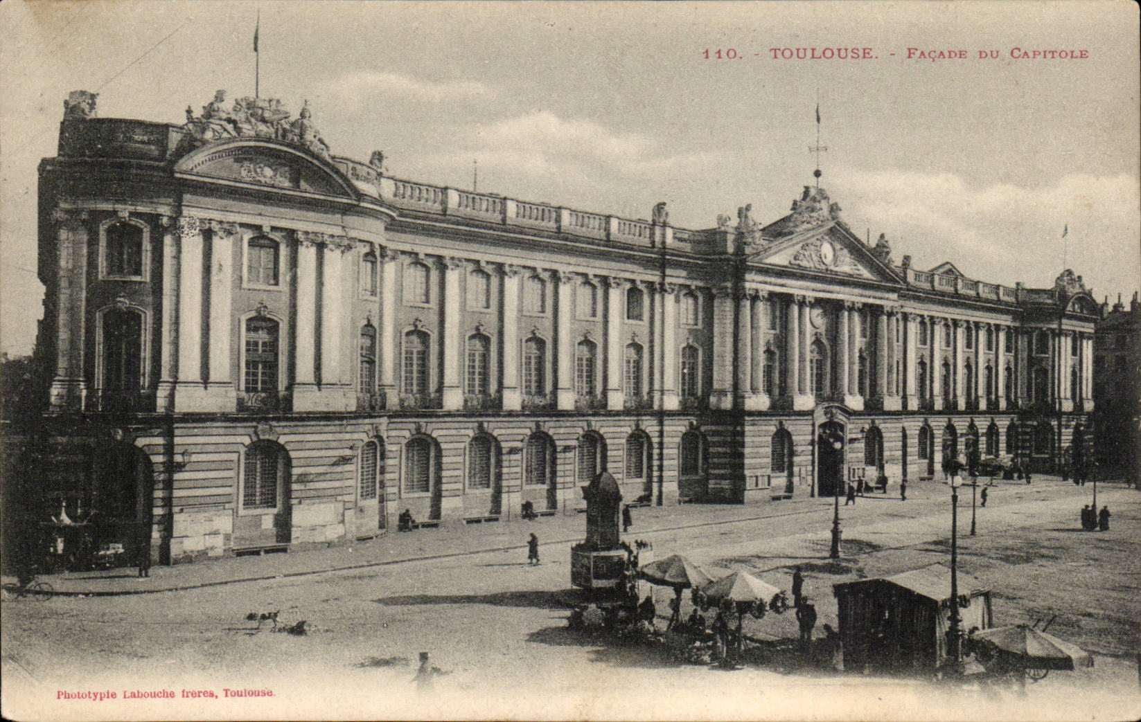 Toulouse CPA Facade du capitole
