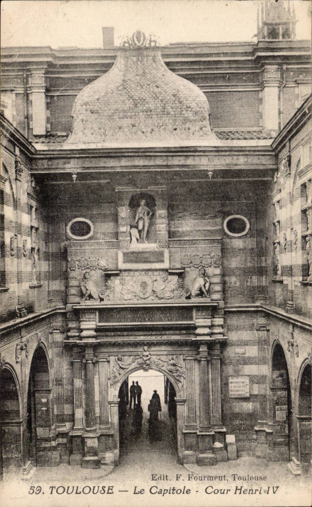 Toulouse CPA Le Capitole Cour Henri IV