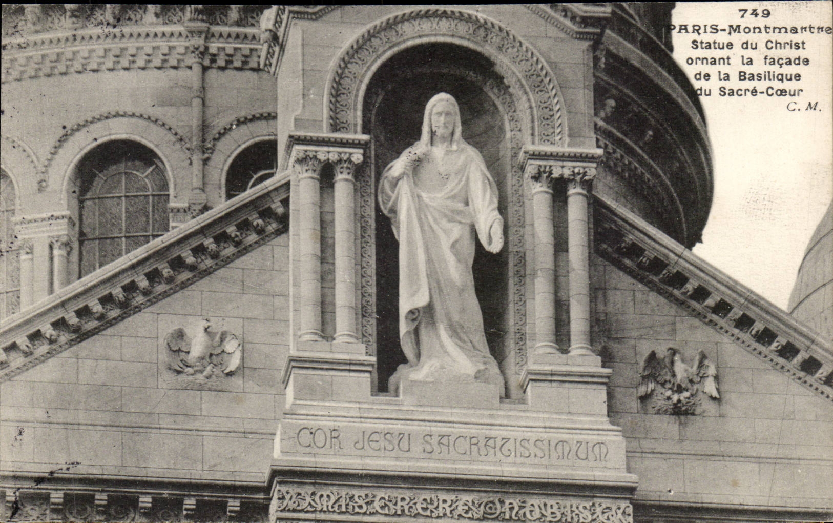 Paris CPA montmartre Statue du Christ ornant la facade de la basilique du Sacre Coeur