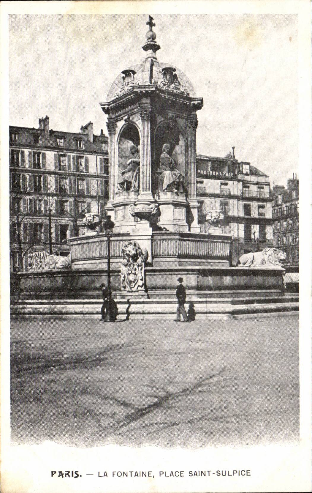 Paris CPA la fontaine place Saint Sulpice