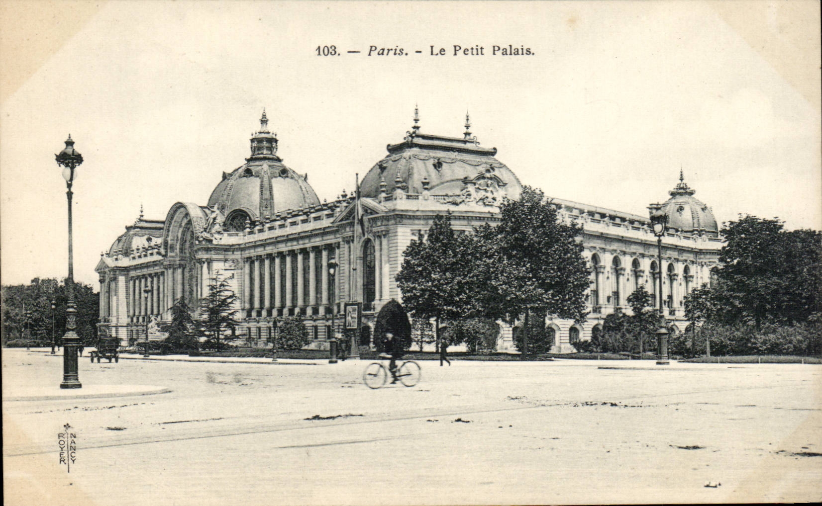 Paris CPA the small palace