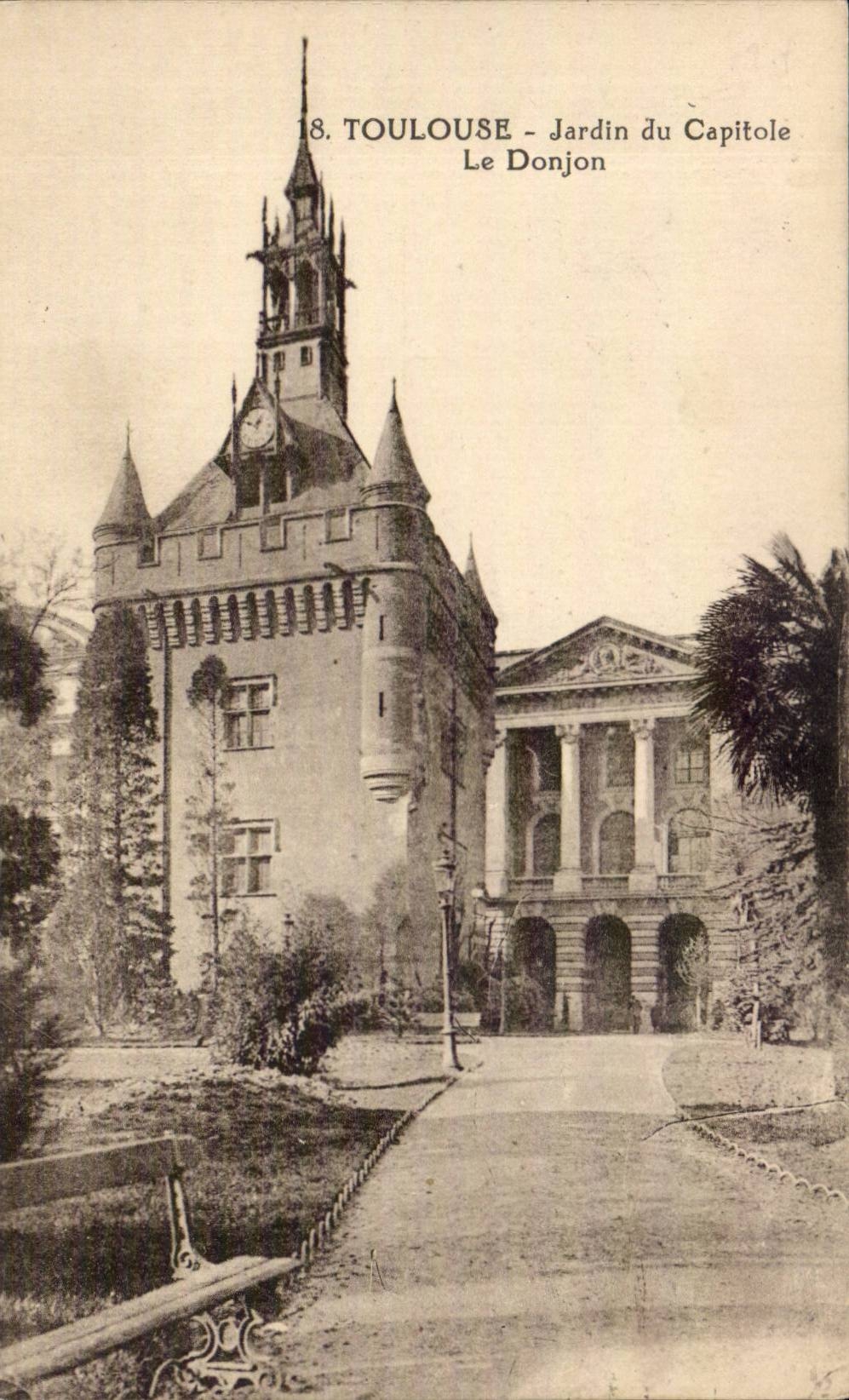 Toulouse CPA Jardin du capitole Le donjon