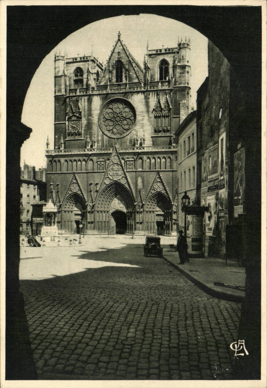 CPA Lyon Cathedral Saint Jean