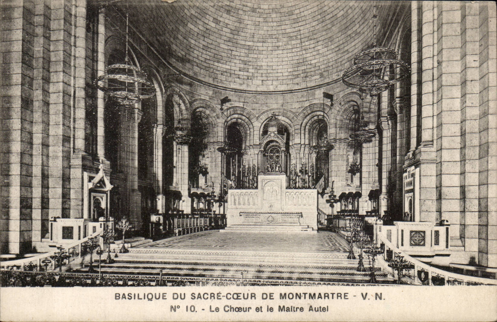 Paris CPA Basilique du Sacre Coeur de Montmartre Choeur et maitre autel