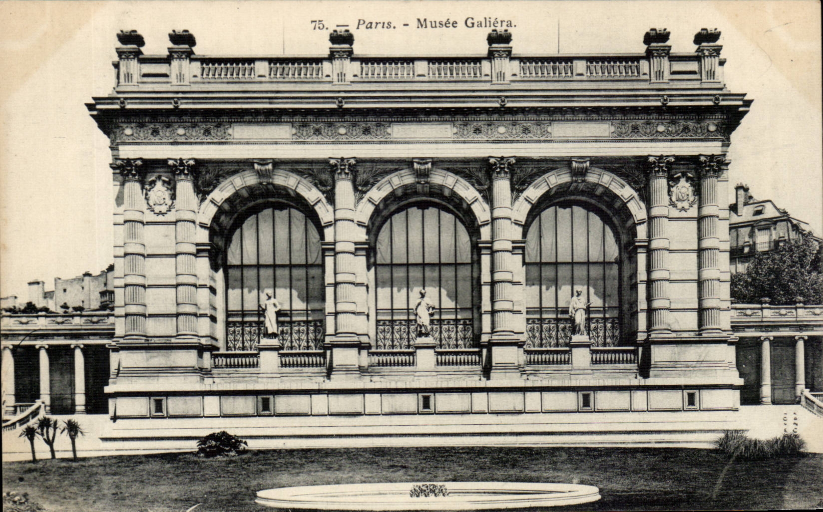 Paris CPA Musee Galliera